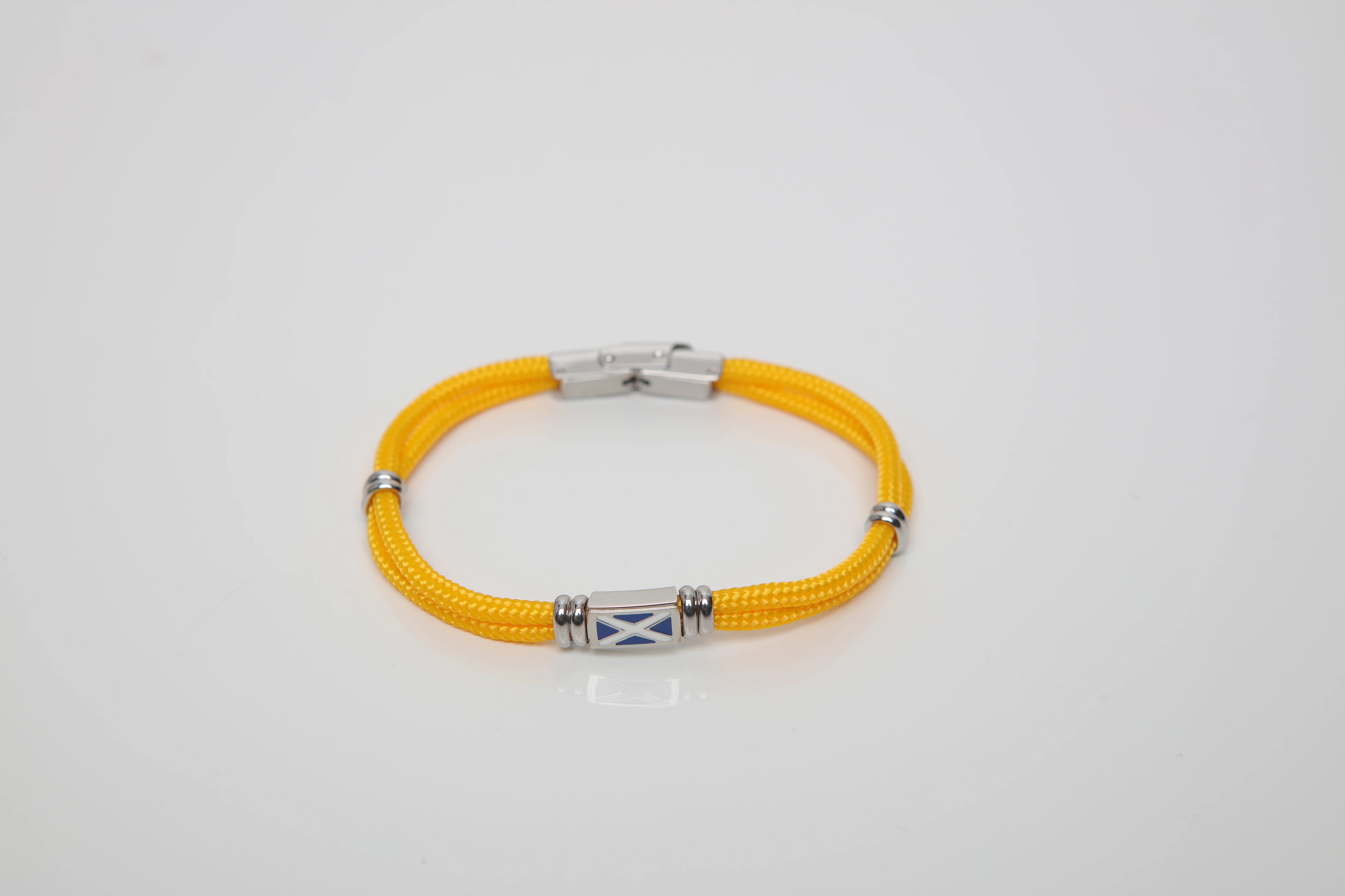 Stainless steel bracelet and yellow nautical rope with central enameled flag