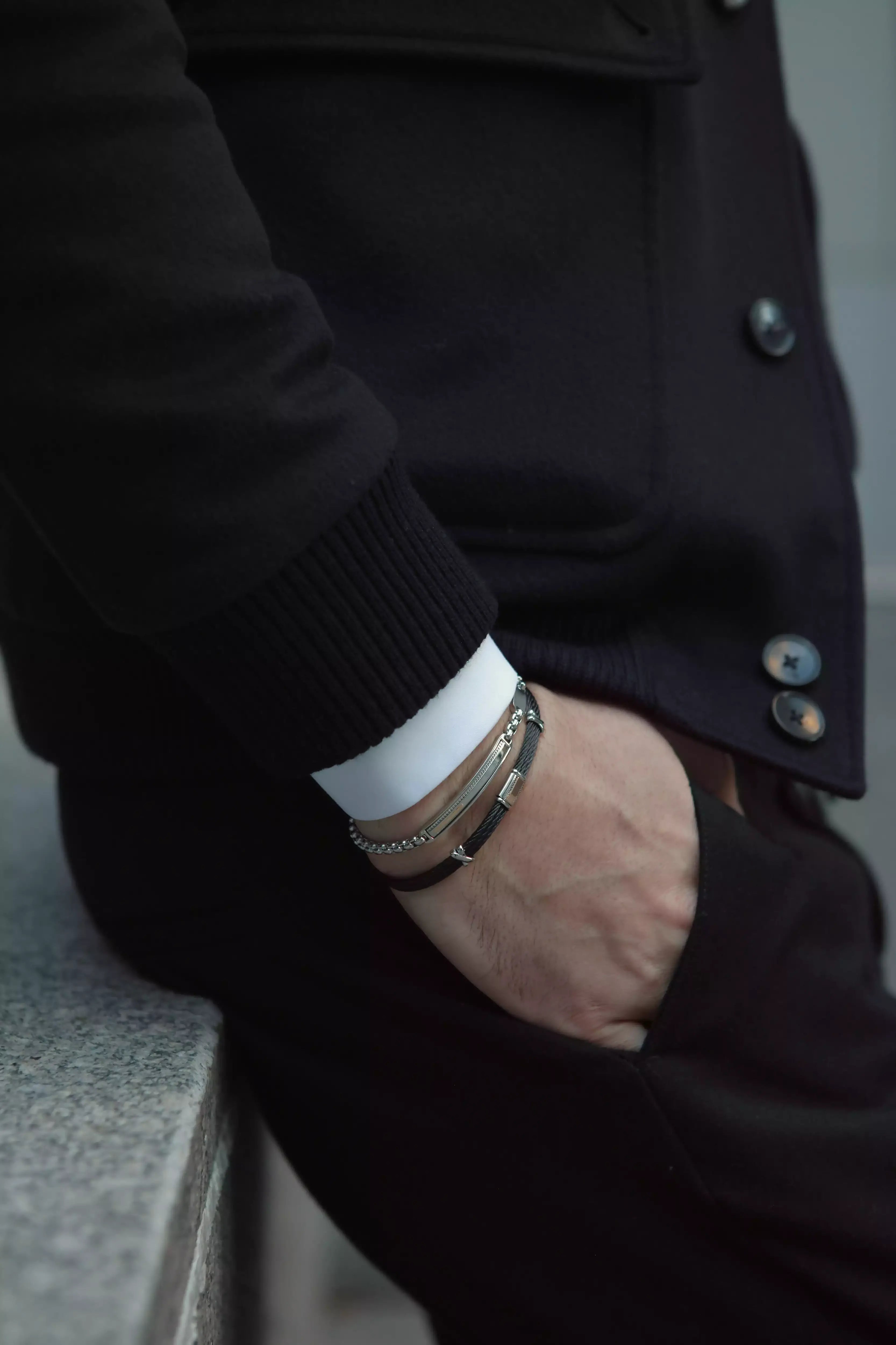 Stainless steel bracelet in black PVD and plate with 18Kt rosé gold