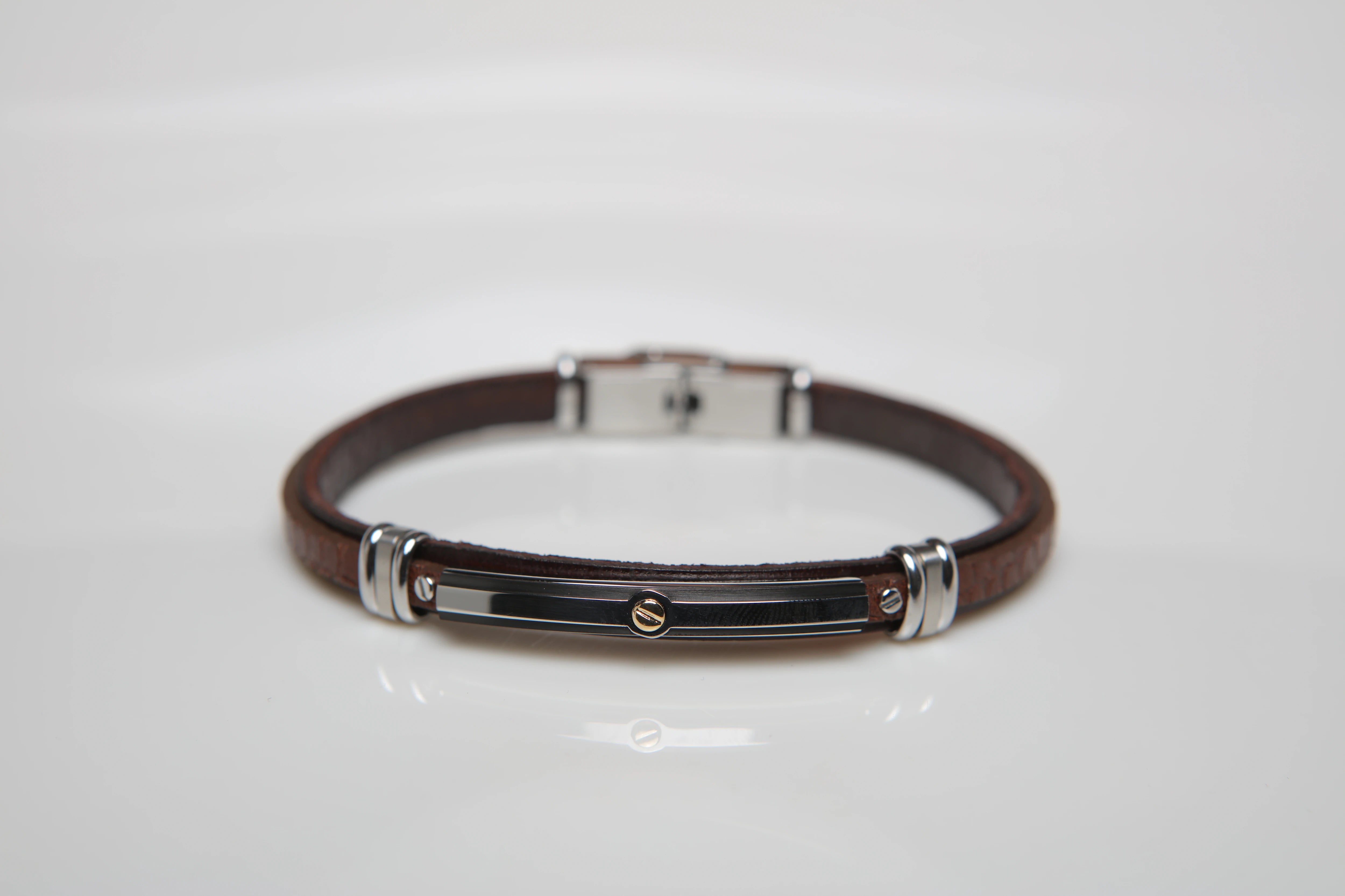 Stainless steel and leather bracelet with brown Texture and gold screw