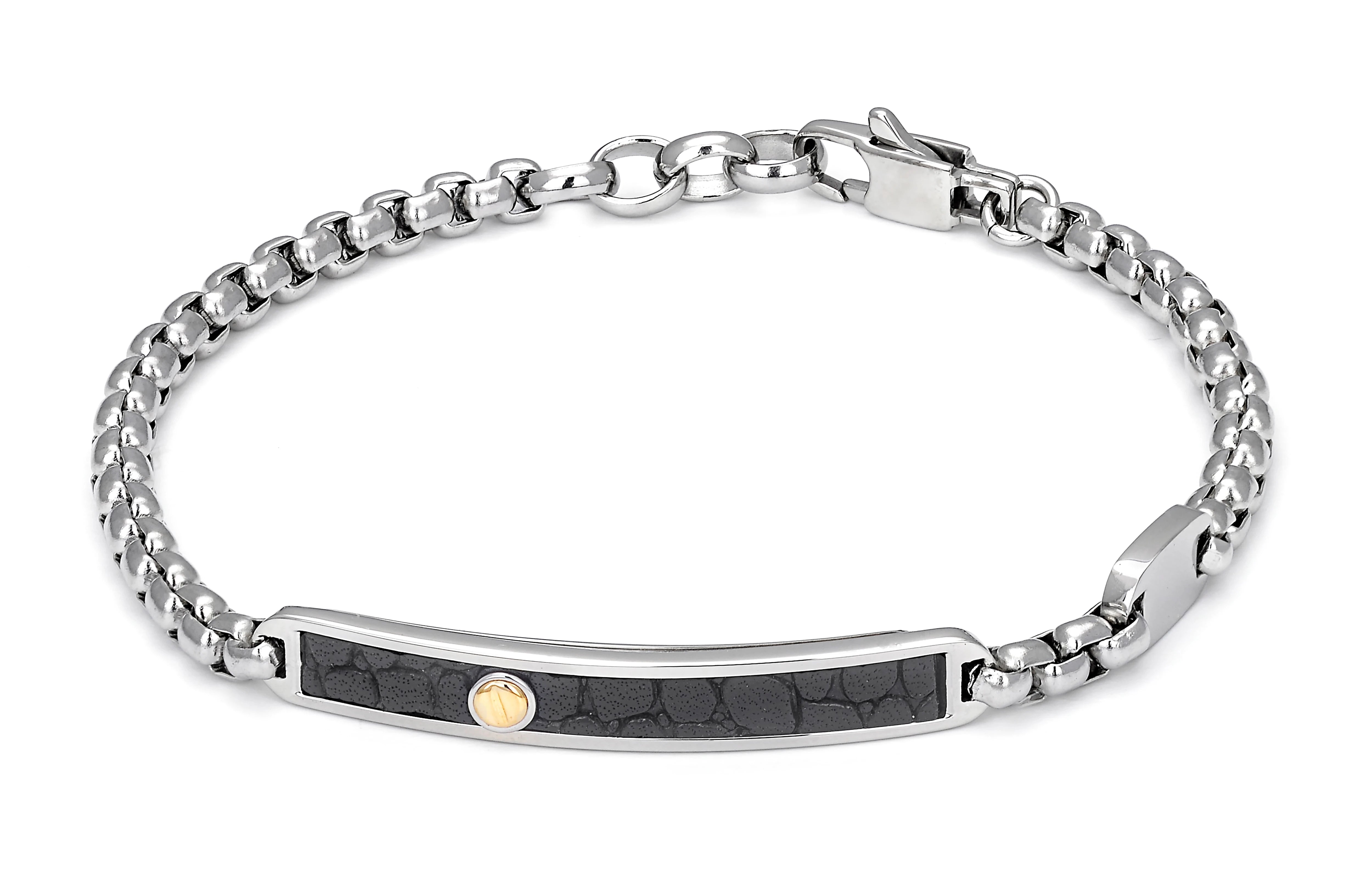 Bracelet with stainless steel chain and leather with black texture and gold screw