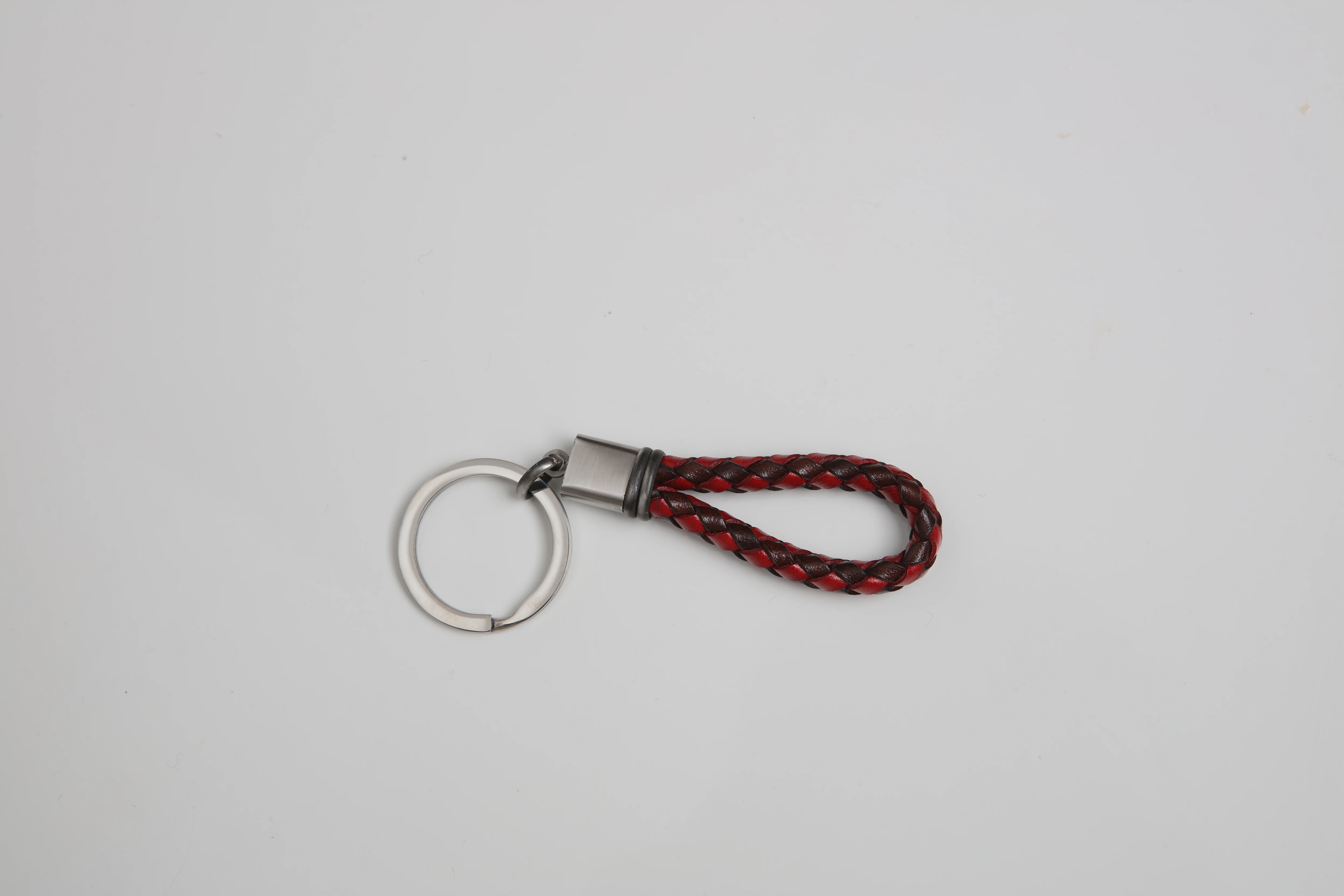 Stainless steel keyring with brown/red braided leather and vintage steel